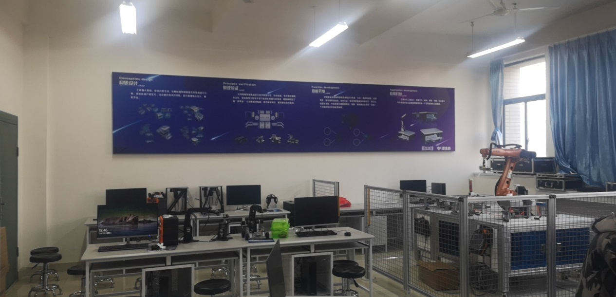 公司与铜陵学院建设机器人工程专业实验室