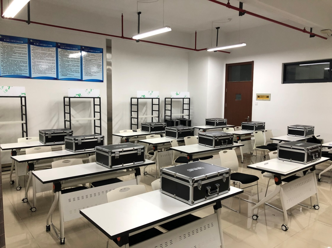 公司与浙江理工大学机械与自动控制共建机电创新实验室